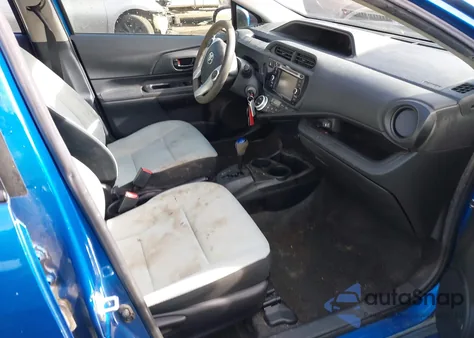 2015 Toyota Prius C One из США, поврежденный, VIN JTDKDTB36F1086553